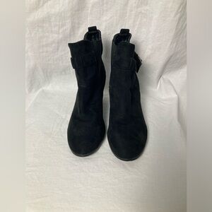 Twisted black booties woman’s size 9‎